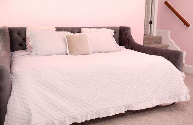 Stately Stradford Home Masters Rental - Foto 31