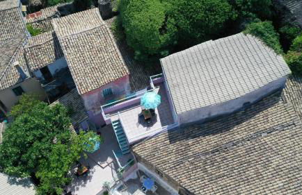 Siora Nina charming stone house near Agios Gordios - Photo 1