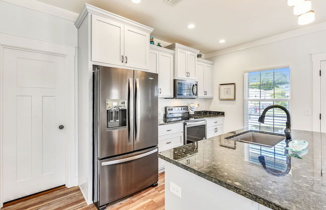 Sandy Feet Retreat by Book That Condo - Photo 10