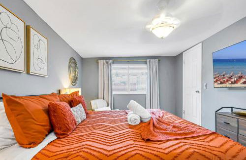 Heated Pool Spa BBQ Pool Table WiFi Near Beach-Downtown Fun - Foto 13