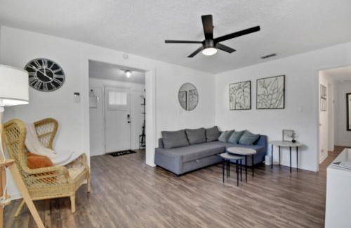 Downtown Jacksonville Retreat | Pet-Friendly with Hot Tub & Backyard Oasis - Foto 5