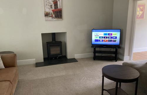 Large 4 bed detached house with parking - Foto 32