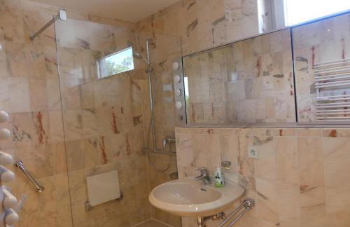 Dachterrassen Ferienwohnung mit See- u. Bergblilck - Foto 72