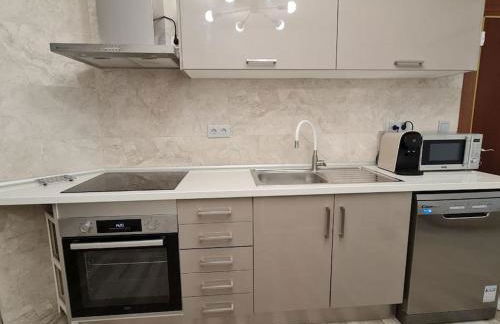 Precioso Apartamento Acondicionado al Lado del MAR - Photo 19