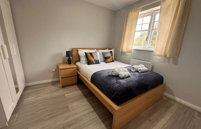 Stunning 4 Bed House With Parking in Wolverhampton - Foto 11