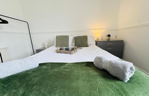 Bolton Terrace - 2 Bedrooms - Sleeps 4 - Photo 9