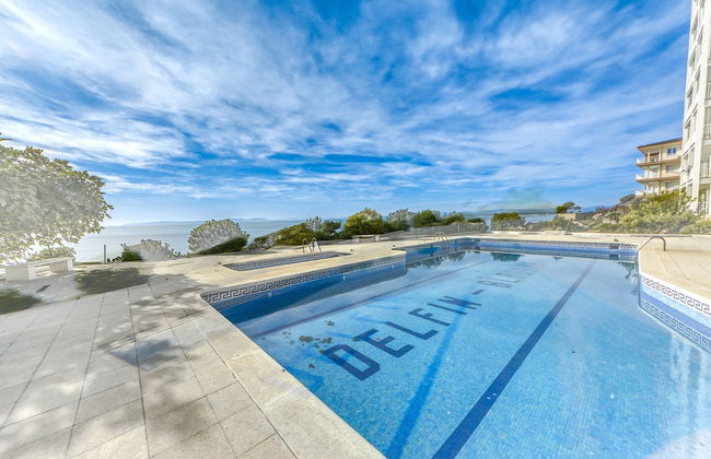 Apartment in Roses With Stunning Beachfront Views - Photo 22