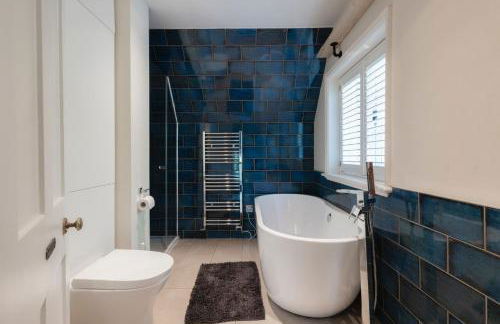 Parea Living - Spacious North London House with Big Garden - Foto 23