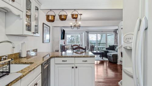 Steps to Ski Trail Fireplace - Kingswood 1B - Photo 5