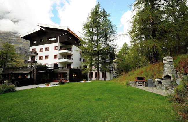 Matterhorn View Apartment in Breuil-Cervinia near Ski Area - Photo 25