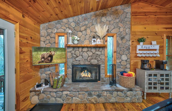 Misty Creek Cabin Private 3 BDR w/ Game Room! - Foto 37