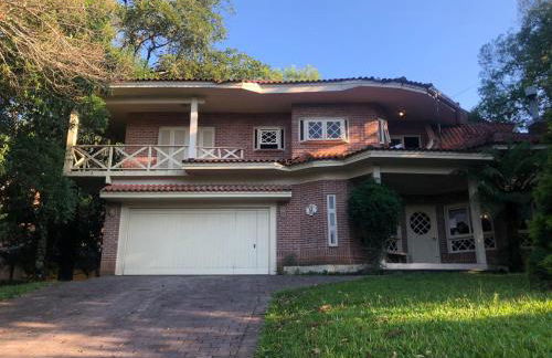 Casa do Bosque, espaçosa e confortável em condominio espetacular, 5 min centro! - Foto 1