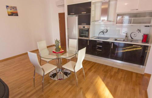 Adela Apartments - Beach Žnjan Split - Foto 78