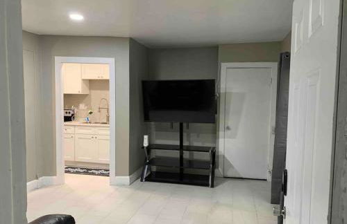 Apartment in Daytona Beach 1BR 1Bath Centrally Located - Photo 1