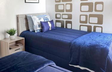 Quaint Mid-Century Cottage by the Coast - Foto 16