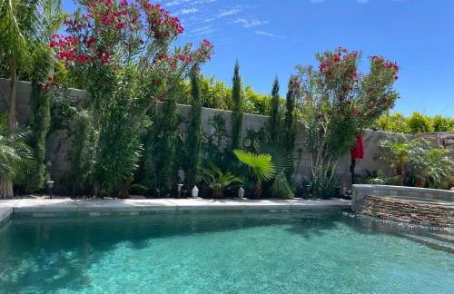 Mineral Saltwater Solar heated Pool & Spa Oasis with mountain views and Koi pond - Foto 5