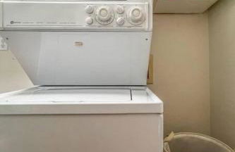 Private park in a cozy home next to I-90 huge yard - Foto 57