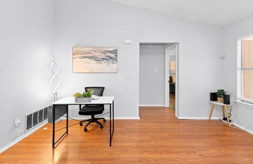 Pet Friendly - Q2 & Domain - King Bed - Pool Table - Foto 8