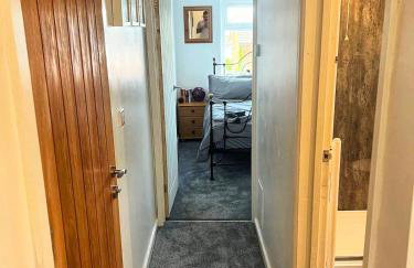 Badger Haven, Apartment 3 - Photo 3