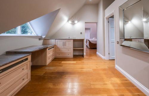5BDR Luxe Villa By Torr Property Group Short Lets & Serviced Accommodation With Free Parking & River View Stratford-Upon-Avon - Foto 38