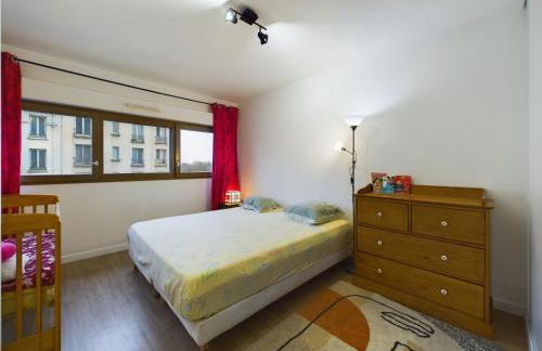 Roi de la Seine à Paris, stade, Gare parking et terrasse - Foto 23