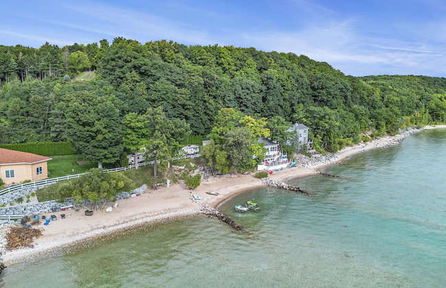 Stunning Newly Renovated Modern Beach House - 7633 - Foto 17