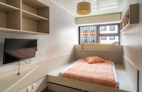 Cozy and Stylish with A-C in City Center! - Foto 4