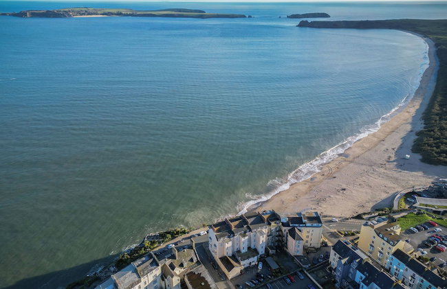 Belle Vue Court - 2 Bedroom Apartment - Tenby - Photo 75