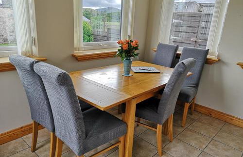 Mike's 3-bedroom Countryside Cottage - Foto 31