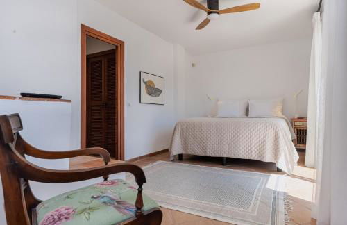 Charming Andalusian-Style Beach Villa - Foto 24