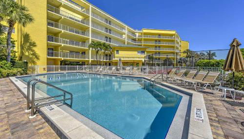 Marco Island Condo with Patio Steps to Beach Access - Foto 2