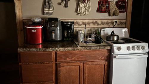 1 Bed Studio Cabin in the Woods with Kitchen - Foto 3