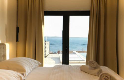 Newly built Villa MarVista with 4 bedrooms,infinity pool & stunning sea and mountain views - Photo 29