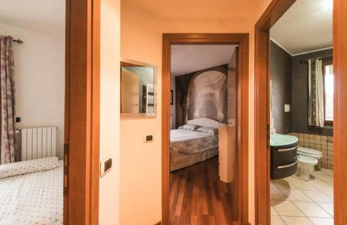 Appartamento Luminoso con Terrazzo, Milano Fiera - Foto 7