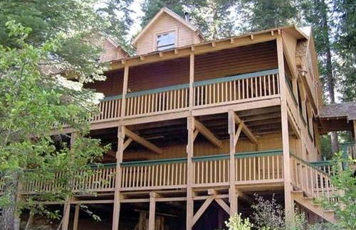 Spacious Riverfront Cabin Rental Perfect for Large Groups near Sonora, California - Foto 6