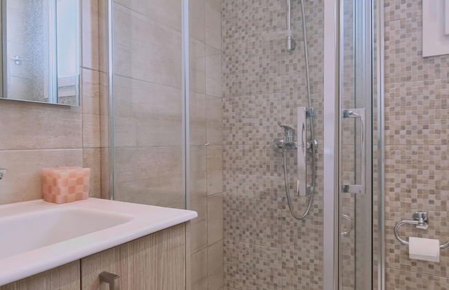 73 LCA - Stay Novel Apartment - Photo 26