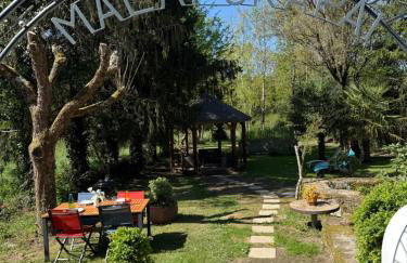 La Clé des Champs gîte de charme proche du Puy duFou - Foto 1