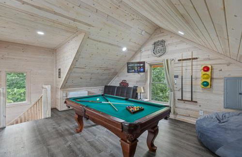 Top of the Line Treehouse Near Helen, Georgia - Foto 3