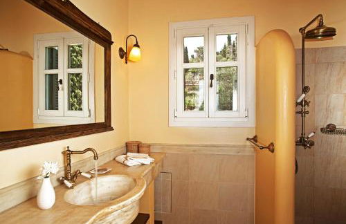 Hortensia Villa - Infinity Pool & Sea Views by Explore Andros - Foto 21