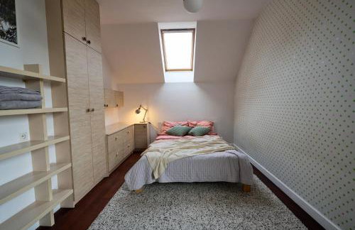 Bright 4 bedroom House with living room and work place Warsaw - Foto 3