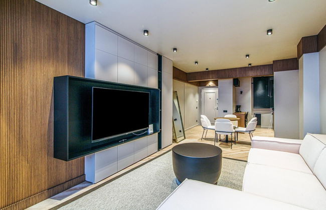 Chic and Convenient Flat in Central Besiktas - Photo 3