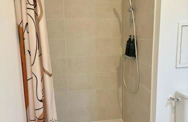 Studio moderne et tout équipé, proche du RER, Paris & aéroport d'Orly en 20 min, lit bébé sur demande - Foto 7