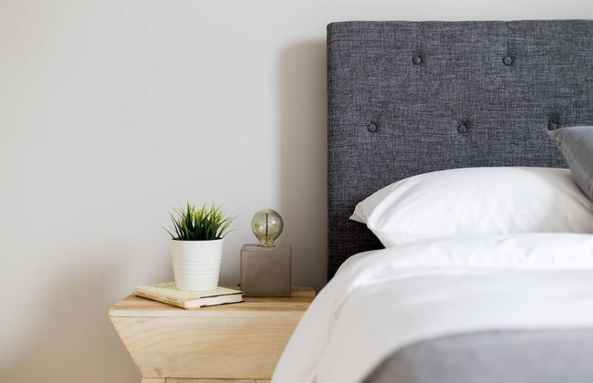 Trendy Little Italy 3 Bedroom Condo - Foto 7