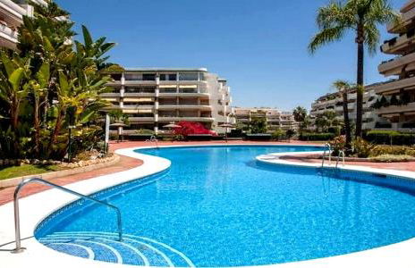 Apartamento en Marbella junto a campos de golf - Photo 16