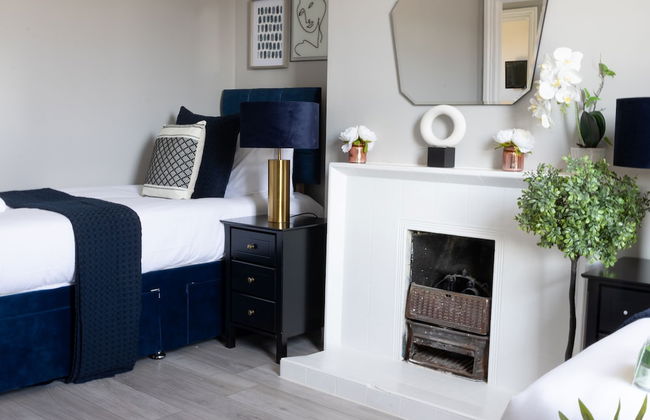 Spacious 2 Bed Apt Sleeps 5 Relocation Kent - Foto 15