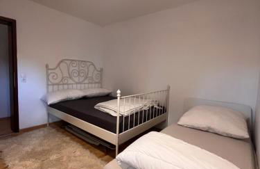 Cozy & Central 75 TV near Mercedes Museum, Stadium - Foto 2