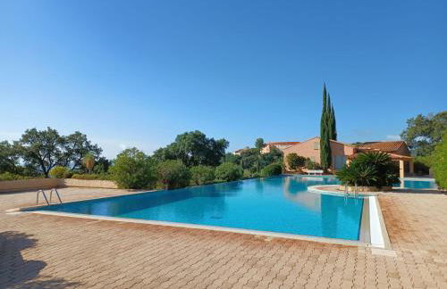 APPARTEMENT CLIMATISE - TERRASSE AVEC APERCU MER - GOLF DE ST TROPEZ - Foto 4