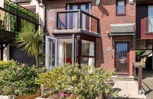 Yacht Haven View - Photo 3