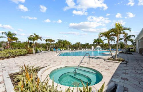 New! 6BR Home Close to Disney World! Private Pool! - Foto 45