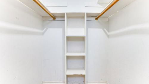 1 Bedroom whole apartment 9 Mi to Dtwn Dallas BBQ By the Pool - Foto 2, wardrobe